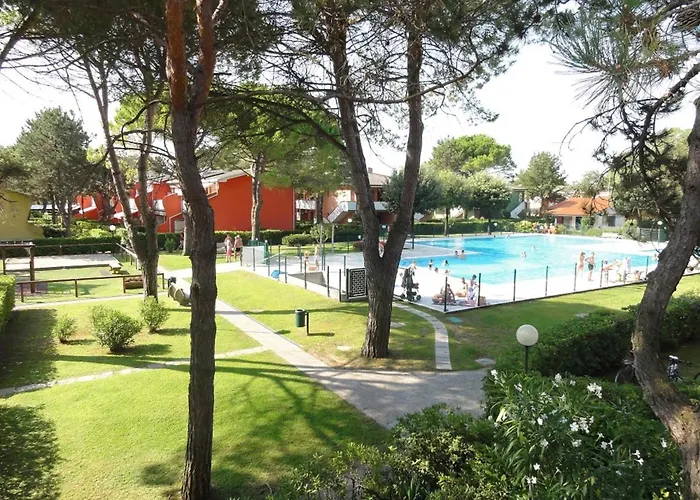 Feriehus Villaggio Azzurro - *